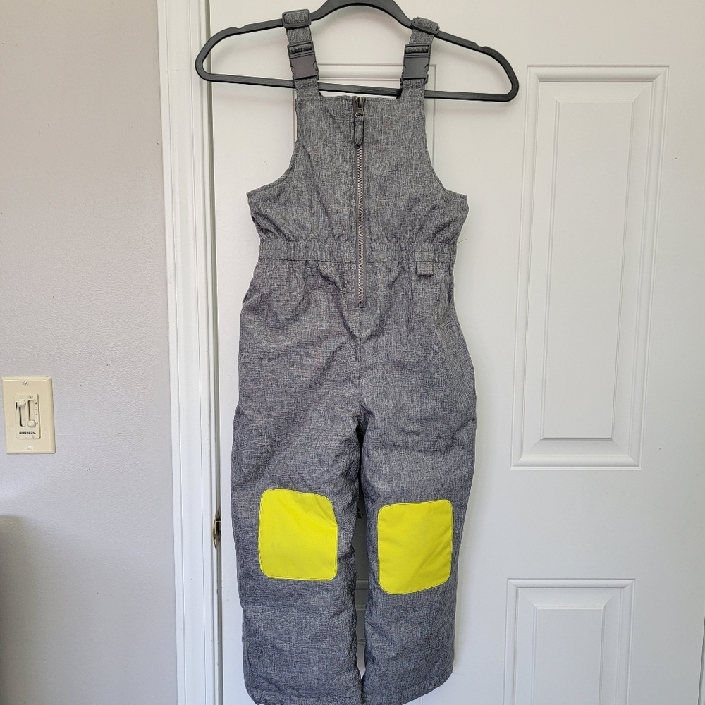 Rugged Bear Kids Snow Ski Bibs Unisex Gray Yellow Knee Pads Zip Up Size 5
